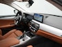 BMW 5-Serie Touring 530e Sportline PHEV 293pk Dealer O.H Bernina Grau Metallic | Trekhaak Afn. | M Sportstuur | Camera | Lederen Sportstoelen Verwarmd | Cruise Control | BMW LED | Hifi Sound | Apple Carplay | Navigatie | Virtual | DAB | Plug In Hybrid