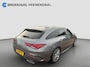 Mercedes-Benz CLA Shooting Brake 200 AMG | Pano | Sfeerverlichting | 19 inch | Widescreen | Navigatie | 19 inch | AMG-styling | Achteruitrijcamera