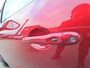 Renault Clio 0.9 TCe Intens * Dealeronderhouden * Schuifdak * Navigatie * LM Velgen * Cruise control * 12 Maanden BOVAG Garantie *