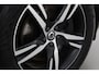 Volvo XC60 T4 R-Design | BLIS | Camera | Apple Carplay | Stoelverwarming | 19 Inch