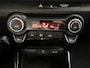 Kia Stonic 1.0 T-GDi DynamicLine | Apple Carplay / Android Auto | Licht + Regensensor | Parkeersensoren + Camera Achter | Cruise Control | Climate Control | 16" Lichtmetalen Velgen