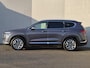 Hyundai Santa Fe 1.6 T-GDI PHEV Plug-In Premium 7p. Automaat / Fabrieksgarantie tot 12-2027 / Dealer Onderhouden / Afneembare Trekhaak / Head-up Display / Elektrische Achterklep / Elektrisch Bedienbare Stoelen met Geheugen / Verwarmbare Stoelen, Stuur & Achterbank /