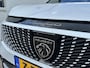 Peugeot E-3008 GT Avantage 210 PK 73 kWh | 525 KM WLTP | Volledig Nappa Lederen Bekleding | LED Matrix Verlichting | Navigatie | 20" Lichtmetalen Velgen | 360 Graden Camera | Dode Hoek Detectie | Adaptieve Cruise Control | Stoelverwarming + Massage + Ventilatie | Hoge Zitpositie |