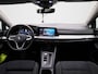 Volkswagen Golf 1.0 eTSI Life Business | Automaat | Apple CarPlay/ Android Auto | Navigatie | Parkeersensoren | Memory Seats | Cruise Control Adaptief  | Stoel/ Stuur Verwarming | Lichtmetalen Velgen |