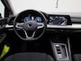 Volkswagen Golf 1.0 eTSI Life Business | Automaat | Apple CarPlay/ Android Auto | Navigatie | Parkeersensoren | Memory Seats | Cruise Control Adaptief  | Stoel/ Stuur Verwarming | Lichtmetalen Velgen |