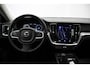 Volvo V60 2.0 B3 Momentum Business Automaat - Carplay, Digital Cockpit