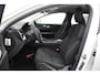 Volvo V60 2.0 B3 Momentum Business Automaat - Carplay, Digital Cockpit