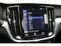 Volvo V60 2.0 B3 Momentum Business Automaat - Carplay, Digital Cockpit
