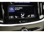 Volvo V60 2.0 T6 PHEV Twin Engine AWD Momentum Pro - Trekhaak, Leer
