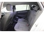 Volkswagen Golf Variant 1.0 eTSI Life Business Automaat - Carplay, Navi, Cruise,