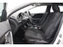 Volvo V40 2.0 D2 Momentum Business - Navi, Camera, Cruise