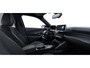 Peugeot e-2008 Allure Advantage | Advanced Active Safety Brake met camera en radar | Climate Control | Dashboard in zacht materiaal met carboneffect en hoogglans zwarte sierstrip