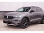 Volkswagen T-Roc 1.5 TSI Sport | Pano | Trekhaak | LED | Carplay | Camera | Virtual Cockpit | PDC