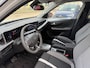 Opel Frontera 1.2 Turbo Hybrid GS Camera/Navi/Stoel+stuur en voorruit verwarming.