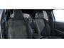 Peugeot 208 GT | Adaptieve cruise control met Stop&Go functie | Armsteunen op de voorportieren bekleed met kunstleder met groen sierstiksel (GT-Line) | Climate Control