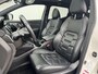 Nissan Qashqai 1.3 DIG-T Tekna + / Trekhaak( 1500 kg ) / Apple Carplay/Android Auto / Panoramadak /