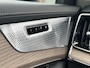 Volvo XC90 2.0 T8 Plug-in hybrid AWD Plus Dark / Luchtvering / Pano. dak / Head-up display / Bowers & Wilkins / 360 camera / Elek. verstelbare stoelen / Voor+achter+stuur verwarmd / Keyless /