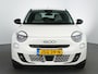 Fiat 600 | Demo Deal | 1.2 Hybrid La Prima | Cruise control adaptief met Stop&Go en stuurhulp | Keyless entry | Lichtmetalen velgen 18"