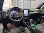 Volvo XC40 B3 Ultra Black Edition | Panoramadak | ACC | Trekhaak | 360° Camera | Stoel+Stuurverwarming