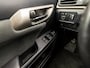 Lexus CT 200h Sport Automaat (APPLE CARPLAY, ALCANTARA, CAMERA, KEYLESS, SPORTSTOELEN, CRUISE, PARKEERSENSOREN, NIEUWSTAAT)