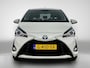 Toyota Yaris 1.5 Hybrid Dynamic | 1e Eigenaar | NIEUW GELEVERD & ONDERHOUDEN | Parelmoer | Privacy Glass | sl 90
