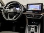 SEAT Leon 1.5 TSI Xcellence Sport 150Pk Automaat (VIRTUAL COCKPIT, APPLE CARPLAY, GROOT NAVI, STUUR/STOELVERWARMING, KEYLESS, ADAPTIVE CRUISE, SFEERVERLICHTING, GETINT GLAS, NIEUWSTAAT)