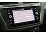Volkswagen Tiguan 1.5 TSI 150pk DSG 2x R-Line Black Style Leder Head-Up Stoelverwarming Virtual Cockpit Navigatie