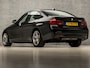 BMW 3-Serie 318i Edition M Sport Shadow Automaat (GROOT NAVI, M PAKKET, VIRTUAL COCKPIT, DEALER ONDERHOUDEN, LEDER, STOELVERWARMING, SPORTSTOELEN, PARKEERSENSOREN, CRUISE, NIEUWSTAAT)