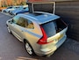 Volvo XC60 2.0 D4 Momentum | Trekhaak | Pano | Harman Kardon | Apple Carplay|El stoelen met gehugen