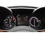Alfa Romeo Giulia 2.0T Sprint | Achteruitrijcamera | Airco (automatisch) | Aluminium interieur afwerking