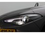 Alfa Romeo Giulia 2.0T Sprint | Achteruitrijcamera | Airco (automatisch) | Aluminium interieur afwerking