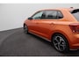 Volkswagen Polo 1.0 TSI Highline Business R-Line Panoramadak | Achterbank in delen neerklapbaar | Achteruitrijcamera | Airco (automatisch)