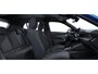 Peugeot 2008 Style | Climate Control | Dashboard in zacht materiaal met carboneffect en hoogglans zwarte sierstrip | Elektrisch verstelbare en verwarmbare buitenspiegels