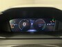 Peugeot 2008 Allure | Advanced Active Safety Brake met camera en radar | Climate Control | Dashboard in zacht materiaal met carboneffect en hoogglans zwarte sierstrip