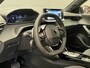 Peugeot 2008 Allure | Advanced Active Safety Brake met camera en radar | Climate Control | Dashboard in zacht materiaal met carboneffect en hoogglans zwarte sierstrip