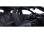 Peugeot 2008 Style | Climate Control | Dashboard in zacht materiaal met carboneffect en hoogglans zwarte sierstrip | Elektrisch verstelbare en verwarmbare buitenspiegels