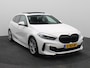 BMW 1-Serie M-Sport 118i Introduction Edition | Achteruitrijcamera | Airco (automatisch) | Armsteun voor