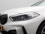 BMW 1-Serie M-Sport 118i Introduction Edition | Achteruitrijcamera | Airco (automatisch) | Armsteun voor