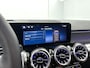 Mercedes-Benz GLB 200 Business Solution AMG 7p. | Premium Plus | Winterpakket | Trekhaak | Head-up display | 360°-camera | Panoramaschuifdak | Derde zitrij | Sierdelen in Star Pattern | GUARD 360 ° Vehicle protection Plus |