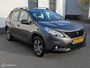 Peugeot 2008 1.2 PureTech Blue Lion Panodak dealer onderhouden