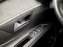 Peugeot 5008 1.2 PureTech GT-Line 7 Persoons (APPLE CARPLAY, GROOT NAVI, LEDER, KEYLESS, 360 CAMERA, SPORTSTOELEN, LED KOPLAMPEN, GETINT GLAS, CRUISE, NIEUWSTAAT)
