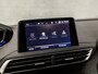 Peugeot 5008 1.2 PureTech GT-Line 7 Persoons (APPLE CARPLAY, GROOT NAVI, LEDER, KEYLESS, 360 CAMERA, SPORTSTOELEN, LED KOPLAMPEN, GETINT GLAS, CRUISE, NIEUWSTAAT)