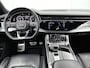 Audi Q8 55 TFSI e quattro Pro Line S 381 PK | S-line | Automaat | Navigatie | Panoramadak | Audi soundsystem | Cruise Control | Stoelverwarming | Virtual Cockpit | LED | Lichtmetalen velgen | Privacy glass |