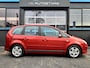 Ford C-Max 1.8-16V Titanium X-Pack Airco h leder Navi pano dak Trekhaak nieuwstaat!!!