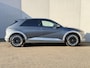 Hyundai Ioniq 5 Lounge 73kWh / Fabrieksgarantie tot 11-2026 / Dealer Onderhouden / HUD / BOSE / 360 Camera / Stoel Verwarming / Stoel Verkoeling / Stoel Ventilatie / Elektr. Stoelen + Memory / Achterbank Verwarming / Elektr. Achterklep / Dodehoek Detectie / Apple Carplay & Android Auto /