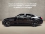 BMW 3-Serie 318i Sportline Automaat (GROOT NAVI, BLACK PACK, CLIMATE, PARKEERSENSOREN, SPORTSTOELEN, LED KOPLAMPEN, CRUISE, NIEUWE APK, NIEUWSTAAT)