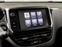 Peugeot 2008 1.2 PureTech Allure Sport (PANORAMADAK, APPLE CARPLAY, NAVIGATIE, LEDER, CLIMATE, SPORTSTOELEN, LM VELGEN, GETINT GLAS, CRUISE, NIEUWSTAAT)