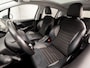 Peugeot 2008 1.2 PureTech Allure Sport (PANORAMADAK, APPLE CARPLAY, NAVIGATIE, LEDER, CLIMATE, SPORTSTOELEN, LM VELGEN, GETINT GLAS, CRUISE, NIEUWSTAAT)