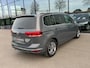 Volkswagen Touran 1.5 TSI 150pk DSG Highline 7-persoons | Dode hoek | Virtual cockpit | Navi | Rijklaar incl. garantie