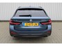 BMW 5-Serie Touring 530e xDrive M-sport | Incl. 12 maanden garantie | Assisted driving | Uitklapbare trekhaak | 360° camera | Apple carplay/Android auto | Stoelverwarming voor + achter | Memory zetel | Harman/Kardon audio |